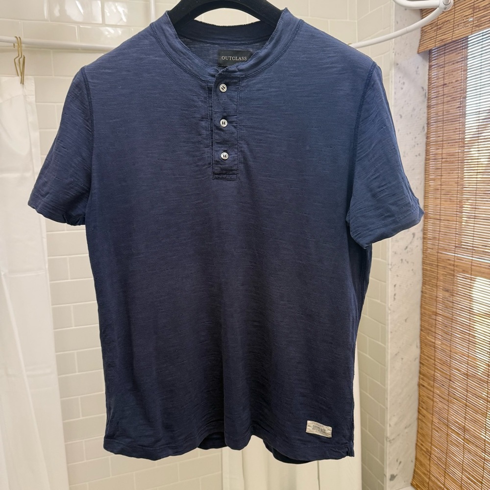 Men's Short-Sleeve Henley in Dark Navy